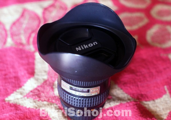 Nikon 18-35 mm D 3.5-4.5 full frame Lens